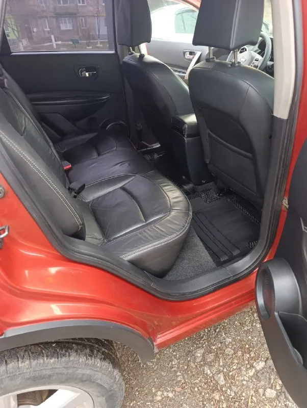 Продам nissan кашкай, 2008 года выпуска, 2.0 бензин, автомат, подключаемый полный привод, автомобиль полностью обслужен, ходовая часть заменена вся, мотор в отличном состоянии, масло не берет, коробка работает отлично, кожаный салон, подогрев сидений, двух зонный климат контроль, круиз контроль, электро зеркала со складыванием, кузов без коррозии, документы в порядке, новая зимняя резина, осмотр алчевск -перевальск, цена 880.000 рублей, тел +7-959-162-91-24 📞 звоните: +7(959)1629124 - фотография - 8