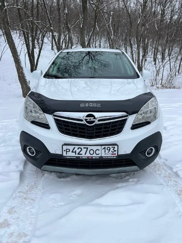 Продам opel mokka 2013 в супер состоянии!!! приехала с краснодара👍(все время находила там, солей морей не видела)! дно идеальное, все болтики как новые! всего два хозяина! пробег-130 # -1.8(140 л. с)(самый надежный, без задиров) коробка-автомат привод-полный комплектация -антиблокировочная система - система курсовой устойчивости - сигнализация - иммобилайзер - бортовой компьютер -круиз контроль - датчики света - датчики дождя -электропривод зеркал -климат контроль - подогревы сидений -подогрев руля -обогрев зеркал -парктроники перед и зад продам opel мокка в супер состоянии, 🍭💯очень комфортный паркетник, машина без посторонних звуков, мягкая на ход, салон и кузов в идеальном состоянии, в родном окрасе (без единого жука), мотор и коробка на отлично!2 ключа. делать ничего не нужно, сел поехал! машина без дтп -зеленая автотека! цена-1🍋315🎁🎁🎁 тел+79494162204 осмотр-донецке/макеевка машинка просто пушка!!!🧨🔥 зеленая автотека 📲 tg: @genyaaaaa 📞 +7(94 📲 tg: @genyaaaaa 📞 звоните: +7(949)4162204 - фотография - 2