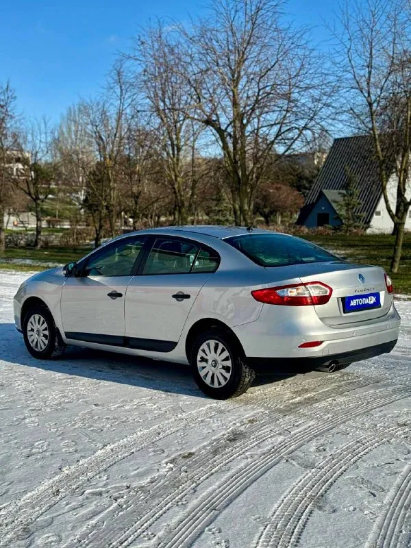 🇫🇷 renault fluence 💰цена: 850 000р 🏢город: мариуполь 📅год выпуска: 2013 🧾пробег: 152 540 км. ⚙️двигатель: 1.6 16v ⛽топливо: бензин ⚙️кпп: механика 📞телефон: +7-949-727-41-51 +7-949-551-91-52 +7-989-263-55-56 💾 описание: - фотография - 6