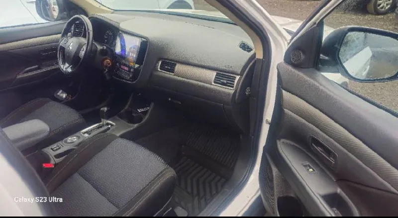 🚗🅰️mitsubisi autlender 📅год выпуска: 2016 🚘не бита не крашена ✈️один владелец 📦кпп: автомат ⚙️двигатель:2.0л 💴цена: 1.620т₽ 🗺️пробег:143.000 км объем 2.0 -полностью обслужена -полный привод -усилитель руля -круиз контроль -4 эл стеклоподъёмника - зеркала с подогревом и эл складыванием -датчик света -датчик дождя -мультируль -акустика, aux, usb -камера задниго вида - подушки безопасности (airbag), abs, esp. +79496164847 +79496164847 📞 звоните: +7(949)6164847 - фотография - 8