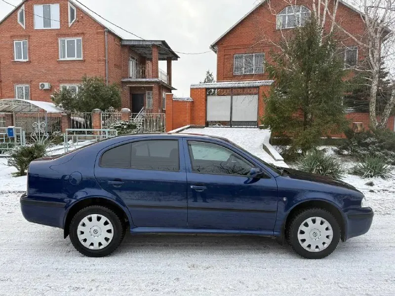 Skoda октавия тур 2008 года 1.6 механика пробег 124000 тыс родной 1000% готов на любые проверки, без дтп состояние автомобиля идеальное! вложений никаких не требует все обслужено, есть заказ наряды состояние салона как новое! два комплекта ключей повторюсь авто в идеальном состоянии такую skoda нечасто встретишь осмотр город мариуполь цена 765000тыс рублей по всей вопросам звоните +79497221071 📞 звоните: +7(949)7221071 - фотография - 4