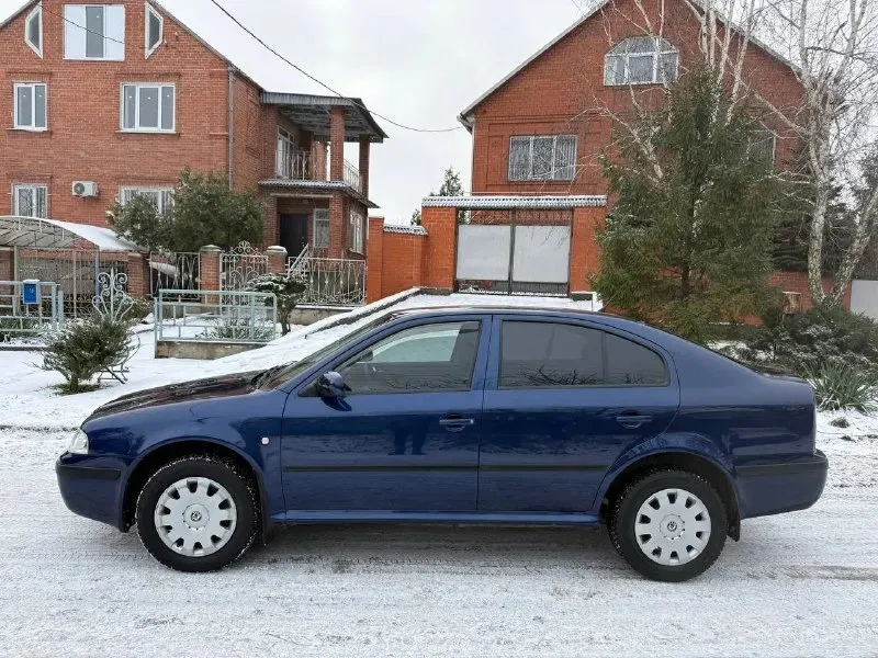 Skoda октавия тур 2008 года 1.6 механика пробег 124000 тыс родной 1000% готов на любые проверки, без дтп состояние автомобиля идеальное! вложений никаких не требует все обслужено, есть заказ наряды состояние салона как новое! два комплекта ключей повторюсь авто в идеальном состоянии такую skoda нечасто встретишь осмотр город мариуполь цена 765000тыс рублей по всей вопросам звоните +79497221071 📞 звоните: +7(949)7221071 - фотография - 7