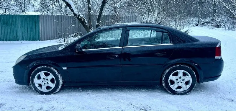 Продаю срочно торг у капота. 465 тыс. руб. opel vectra c рейсталинг 2007 1.8 безнин механика. родной пробег 235тыс. км. 3 собственника. птс оригинал. автотека зеленейшая. авто в хорошем состоянии без вложений. мотор не дымит не троит, ходовая перебрана, коробка без проблем. кузов в нормальном состоянии для своих лет. салон чистый и ухоженный. богатая комплектация. зимняя резина, новый акб, новое масло фильтра, ремень грм только поменял, фазики тоже новые только заменил, модуль зажигания не давно поменял. ходовую всю перебрал. авто полностью обслужена и готова к дальнейшей эксплуатации. документы в полном порядке юредически чистая. любое переоформление. осмотр донецк +79493114199 +79895340753 телеграмм 📞 звоните: +7(949)3114199 - фотография - 6