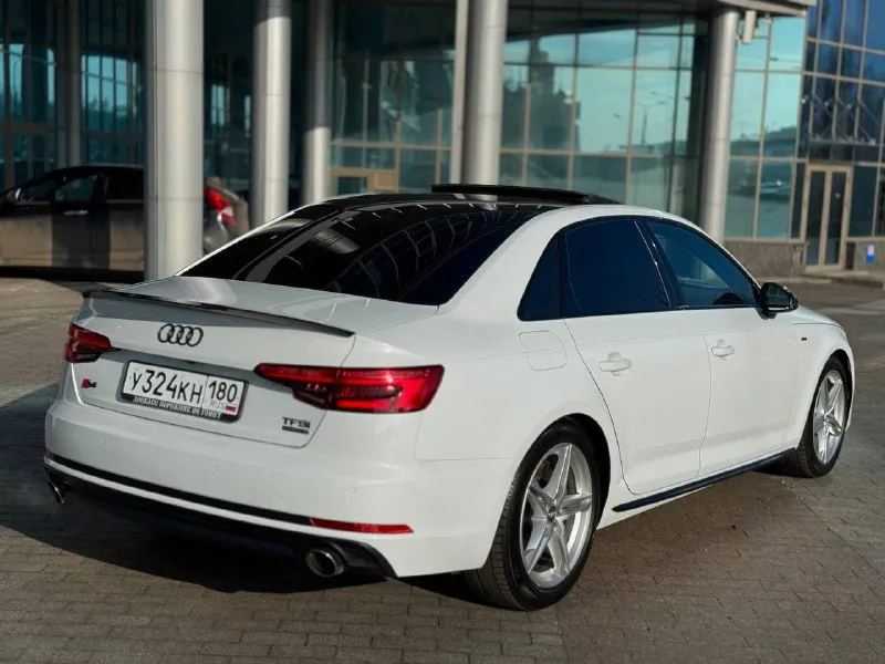 Продам свою машину audi a4 sport 2.0 tfsi quattro (s line) 2017 год (полный привод) мощность двигателя 249л. с, сделан stage 1. +- 320л. с s tronic. сделан легкий выхлоп звучит приятно. родной пробег 157 тысяч авто официал, не пригнанный что касается технической части масла фильтра меняю каждые 7 тысяч от замены до замены масла не берет что касается ходовой вложений никаких не требует как и по технической части все обслужено. кузов в отличном состоянии машина очень красивая и выделяется из потока. едет авто очень бодро ездить одно удовольствие! что касается комплектации в редкой и богатой комплектации оpигинaльные диски audi r18. чepный потолок. люк, комбинированная обивка сидений материалом alcantara (перфорированным) с кожей, с оттиском s line на спинках передних сидений полный электро пакет, электро зеркала, электро сидений, круиз контроль, 3х зонный климат контроль, датчик дождя, датчик света, подогревы сидений, подогрев руля, подогрев лобового, подогрев зеркал, под рулевые лепестки, выбор режима езды кнопка старт стоп. стоит расширенный планшет с сохранением заводского меню. и так далее расписывать много. я собственник оформлена на меня продавать буду я!! от машины не избавлюсь за машину не стыдно цена 2.250.000 кто приедет с деньгами будет хороший торг при виде денег. так же возможен обмен с вашей доплатой нахожусь в донецке +79495721215 - фотография - 3