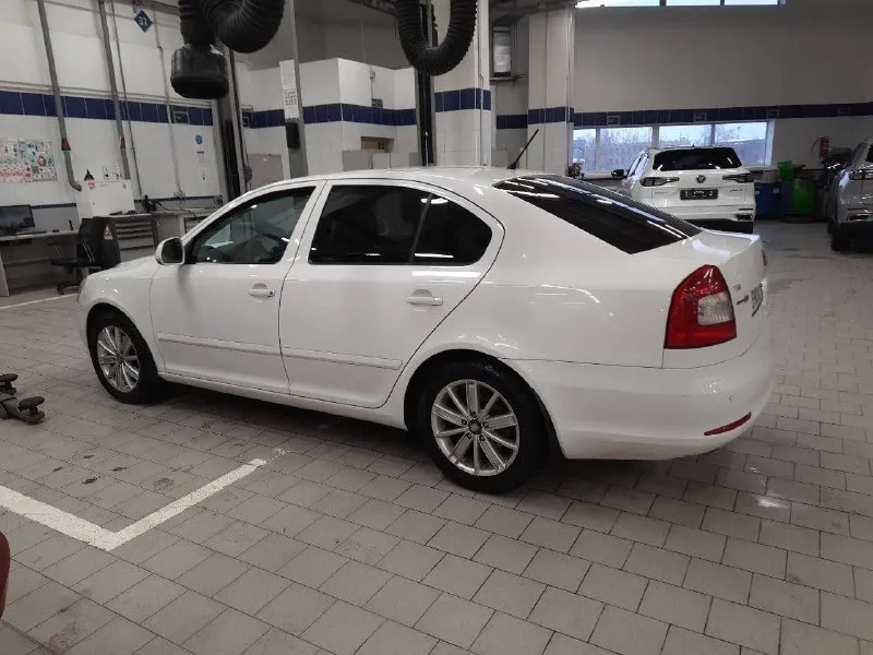 Skoda октавия 2011гв 1.8 tsi акпп, авто в хорошем состоянии цена 820 ₽ торг. макеевка. +79495051881 - фотография - 5