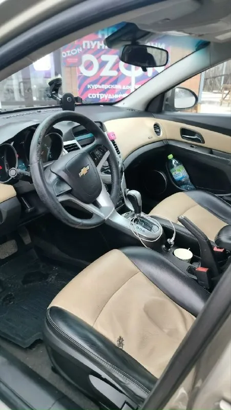 Продам chevrolet круз 2011 года выпуска на автомате. двигатель 1.8(141 л. с)не дымит, масло не ест. автомат не пинае, переключает плавно. есть мелкие жизненные коцки. пороги, дно целые. меняны задние тормозные суппорта, троса ручника, колодки, стойки. поменяны фазорегуляторы, гос. печка дует огонь прогревается быстро, даже в морозы.4 подъемника, а ключа. цена 615 00.осмотр макеевка. +79498450521 📞 звоните: +7(949)8450521 - фотография - 2