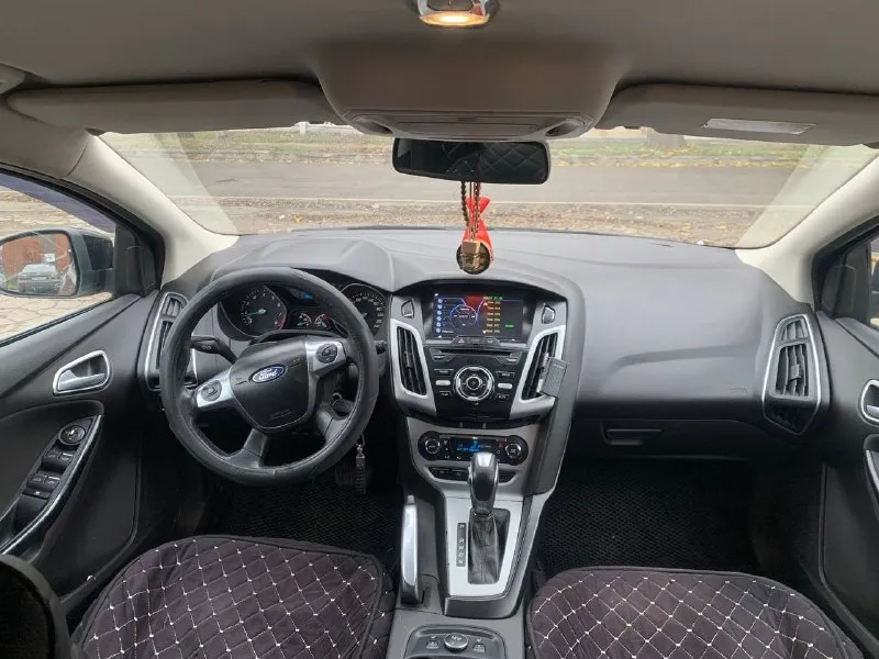 Продам ford focus iii, 2011 г. в. — ухоженный, мощный, готов к поездкам! номера в подарок! · надежный двигатель: 2.0 литра (150 л. с. ) в отличном техническом состоянии. · безупречная акпп: автоматическая коробка передач работает идеально — не пинает, не дергается, не уходит в аварийный режим. · обновленная ходовая: большой объем работ по подвеске выполнен — едет ровно и уверенно. · чистая история: автомобиль не битый, не крашенный, дтп не участвовал. все стекла оригинальные. · отличный экстерьер: кузов в прекрасном состоянии. •хорошая мультимедиа. •2-х зонный климат контроль •5 режимный подогрев сидений основные характеристики: · год выпуска: 2011 · двигатель: 2.0 л (150 л. с. ), бензин цена: 650 000 руб. контакты и осмотр: · телефон: +79493123912 · место осмотра: г. макеевка 📞 звоните: +7(949)3123912 - фотография - 4