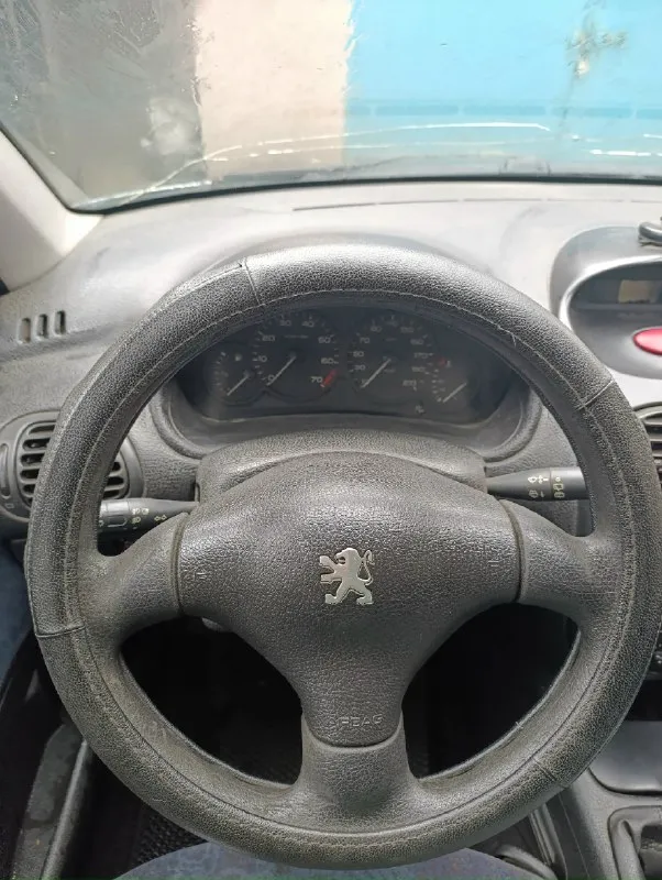 Продам peugeot 206.год 1999.бензин. кузов оценкованый. механика донецк. цена 185.т. руб. тел +79498003232 любое оформление уже на 180. возможен обмен 📞 звоните: +7(949)8003232 - фотография - 8