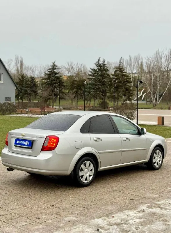 🇰🇵 chevrolet lacetti 💰цена: 670 000р 🏢город: мариуполь 📅год выпуска: 2012 🧾пробег: 124 782км. ⚙️двигатель: 1.6 ⛽топливо: бензин ⚙️кпп: механика 📞 телефон: +7-949-727-41-51 +7-949-551-91-52 +7-989-263-55-56 💾 описание: ✅ кузов без коррозии. ✅ южная эксплуатация. ✅ оригинальный пробег. ✅ техническая часть на 5+ ✅ заводское остекление. ✅ салон как новый. ❄️ кондиционер, гур, abs, 2 airbag, подогрев сидений, android магнитола, зимняя резина, центральный замок, электропакет. улица шевченко 2️⃣6️⃣9️⃣ 🏦 возможна продажа в кредит по двум документам. - фотография - 4
