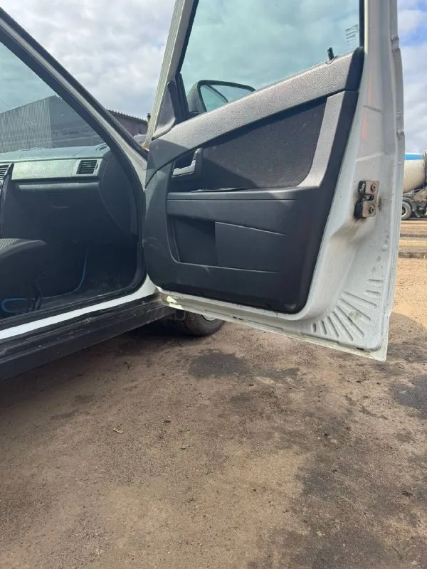 Продается лада приора 2013 года, газ, бензин, зимняя резина, музыка, кондиционер. цена 400.т +79491027169 - фотография - 5