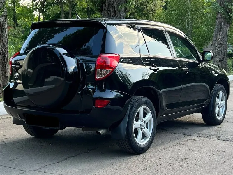 Продам toyota рав 4 2008 года реальный пробег 205000 двигатель 2.0 л. кпп автомат полный привод состояние авто на 4, кузов в отличном состоянии без рыжиков и деформации, салон ходовая в хорошем состоянии, за машину не стыдно на ней ездили только женщины звоните все расскажу два комплекта резины на дисках цена 1250000 торг +79493207147 📞 звоните: +7(949)3207147 - фотография - 4
