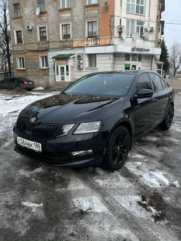 Skoda octavia a7 fl ✅1.8 ✅2 хозяина, я собственник ✅2019 год выпуска, первая регистрация 2020 ✅165 пробег, трассовый ✅машина вся в родной краске, без дтп, царапин и прочих дефектов ✅салон и внешка без дефектов вообще ✅отличная автотека, зеленая вся, вся история обслуживания с нуля и до сих пор, очень много заменено, все расскажу, на все заказ-наряды ✅состояние идеальное, таких обслуженных единицы, без вложений каких-либо вообще! 2 комплекта новых шин r18 очень хорошая комплектация, заводские led фары, фонари, туманки, цифровая приборка, навигация, ассистент выезда с парковки, слепые зоны и многое другое! морда в пленке, в салоне все элементы так же цена: 2.250.000 торг +79495278643 📞 звоните: +7(949)5278643 - фотография - 5
