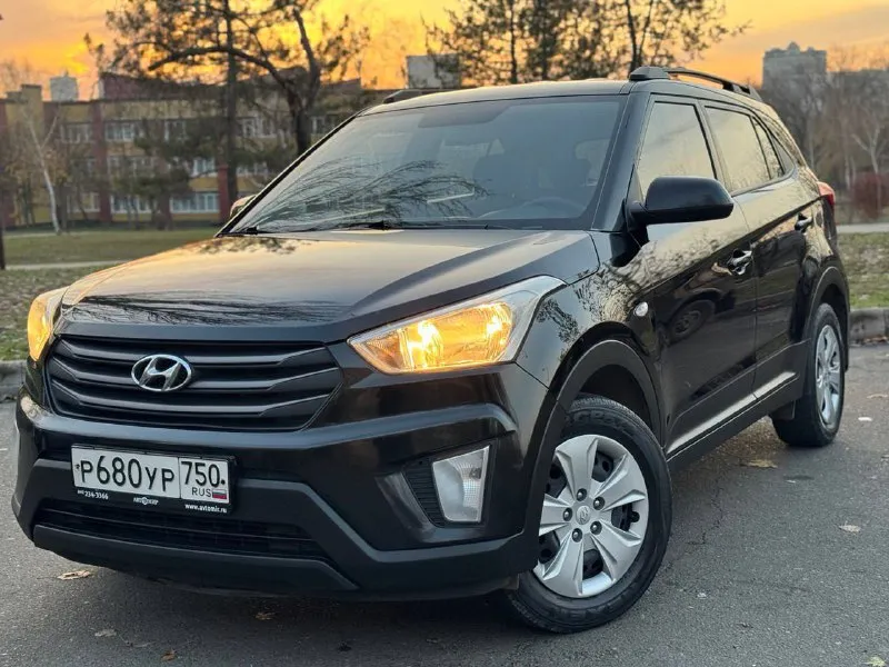 Доброго времени суток. продаю hyundai creta 2019г пробег 145т объем двигателя 1.6 автомобиль в идеальном состоянии, без дефектов. (гнили, коррозии) и т. д. не бит и не крашен. в родном окрасе! за все время эксплуатации автомобиля был один хозяин, к машине относились бережно. техническая часть автомобиля, вложений не требует. без посторонних звуков. коробка-автомат, работает идеально, без задержек, и рывков. надежный и комфортный внедорожник! возможен обмен с вашей доплатой ! цена 1620 ! торг, только реальным покупателем. +7 (949) 507-68-97 - фотография - 2