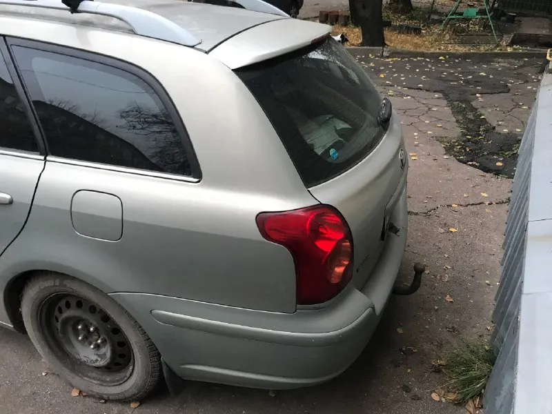 Продам. toyota avensis 2004г. , 1.8 бензин, под восстановления или разбор +7 949 322 06 08 📲 tg: sergei 📞 звоните: +7(949)3220608 - фотография - 5