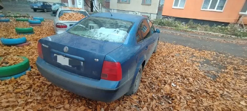 Продам passat b5 1998г. в 1.8 турбо, в не плохом состоянии, ходовка перебрана, двс работает ровно, работает хорошо, едет бодро, по лкп на 3, кузов не гнилой, масла везде заменены. цена 300 г. макеевка +79498078040 📞 звоните: +7(949)8078040 - фотография - 3