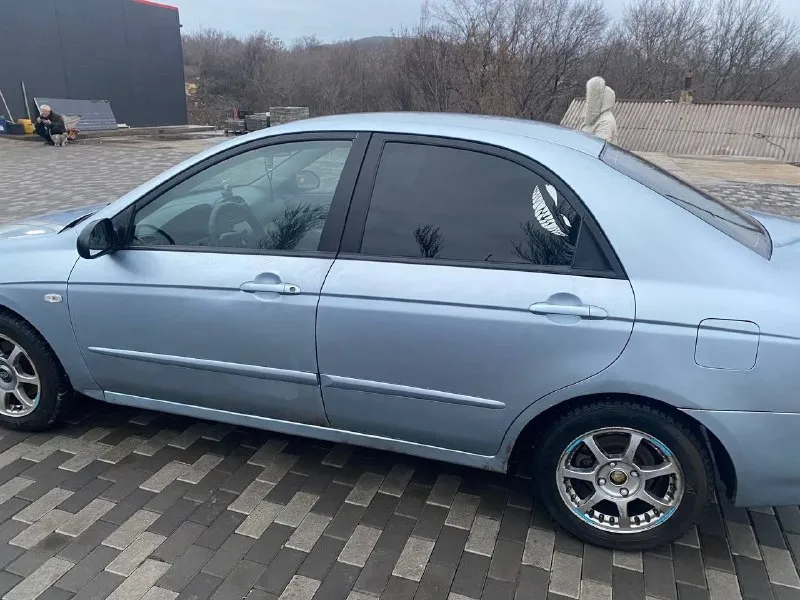 💥Продам kia cerata 2006г💥
Машина в поддержаном состоянии, от собственника.
Кпп мех.
Двигатель 1.6 передний привод
Ходовая в хорошем состоянии
Электро стеклоподъёмники, зеркала
Подогрев заднего стекла
Аbs
Пробег 233000
Ухоженный, просторный автомобиль без вложений
Цена 550000 торг у капота, до победы. 🔥🔥🔥
+79591049773 В любое время
📞 Звоните: +7(959)1049773 - фотография - 4