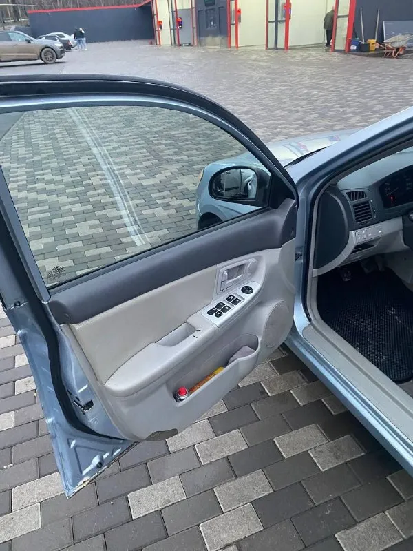 💥Продам kia cerata 2006г💥
Машина в поддержаном состоянии, от собственника.
Кпп мех.
Двигатель 1.6 передний привод
Ходовая в хорошем состоянии
Электро стеклоподъёмники, зеркала
Подогрев заднего стекла
Аbs
Пробег 233000
Ухоженный, просторный автомобиль без вложений
Цена 550000 торг у капота, до победы. 🔥🔥🔥
+79591049773 В любое время
📞 Звоните: +7(959)1049773 - фотография - 8