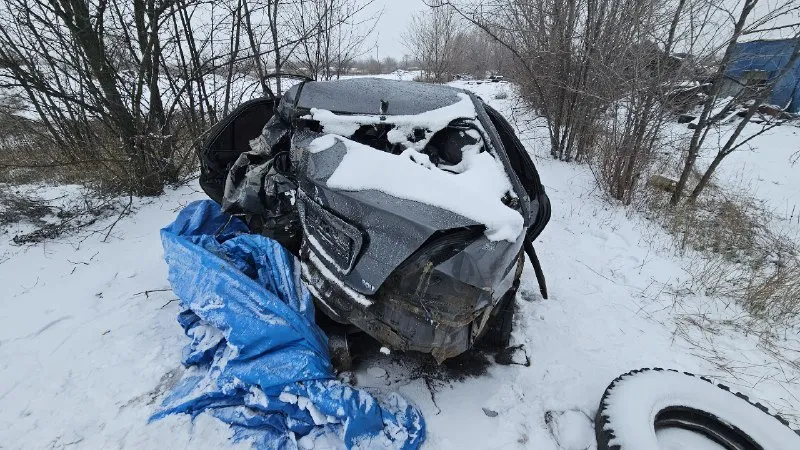 Продажа целиком mitsubishi lancer ix, 1.6, 2006г. заводится, в каком-то смысле едет) 65 000р. луганск. м. т. +79591369256 📞 звоните: +7(959)1369256 - фотография - 5