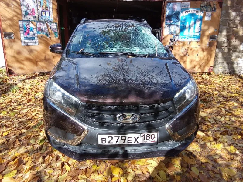 📌продам ваз x-ray !📌 мотор 1.6 на механической коробке передач. машина после обстрела!!! пробег 68.000, передний привод машина на ходу (заводиться, едет). кузов под ремонт. переоформление любое. я хозяин. 💰цена: 320 тысяч рублей. (торг). больше фото, видео и информации по телефону. 📍местоположение: г. донецк. ☎️телефоны для связи: +79493593149 (telegram) +79493499148 (telegram) 📞 звоните: +7(949)3593149 - фотография - 2