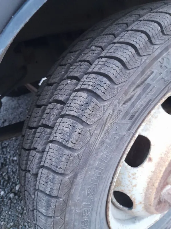 Продам газель 2007г. 405 евро 2, бензин. объём двигателя 2,5л. на 140л. с. автомобиль вложений не требует от слова совсем. много чего сделано и переделано. резина новая зимняя, аккумулятор новый, стоят электро вентиляторы 2шт. всё работает и светится. цена данного автомобиля 750000 тысяч рублей. тел. +7949-446-42-31 г. енакиево. 📞 звоните: +7(949)4464231 - фотография - 5