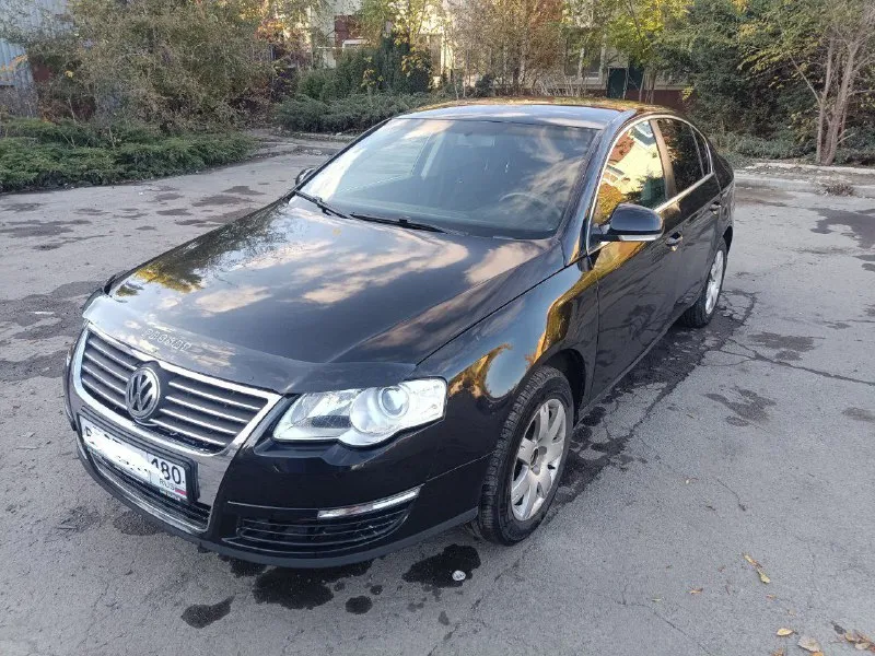Продам фольксваген пассат б6. 2007г. 2.0 акпп айсин! машина более 2х лет в одних руках. я хозяин. по машине сделано очень много! новая оптика с новыми линзами и замерами. свет великолепный! два комплекта шин! климат работает хорошо. кондиционер обслужен! грм новый включая помпу все ремни и ролики. не гнилой! цена 680т. р. г. донецк +79493474588 - фотография - 2