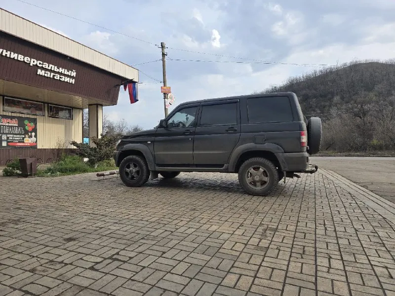 Патриот 2008г в идеальном состоянии, всё работает исправлено, кандер обслужен, резина липучка новая. 89125878586. тг 89048492242 - фотография - 2