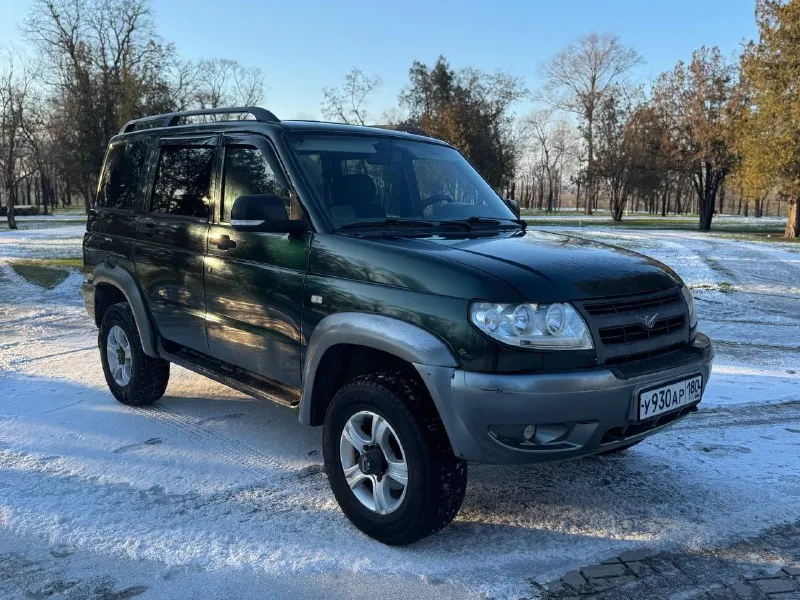 ‼️продам‼️ 🚘марка: уаз patriot ⚙️двигатель 2.7 📦кпп: механика ⛽️вид топлива: газ/бензин 📅год выпуска: 2006 💴цена: 550.000 рублей 🛞пробег:180.000 км 📝описание: состояния отличное! вопще без вложений, вся обслужена один хозяин по факту и в птс, машина грязи не видела только городской режим, всё работает без нареканий ! новая резина 🛞 документы в полном порядке ! газ вписан ! • эл стекло подъёмники всех дверей •усилитель руля •подогревы сидений • мультимедия usb aux bluetooth •противотуманные фары 📍•город мариуполь 📞 звоните: +7-949-730-93-61 - фотография - 2