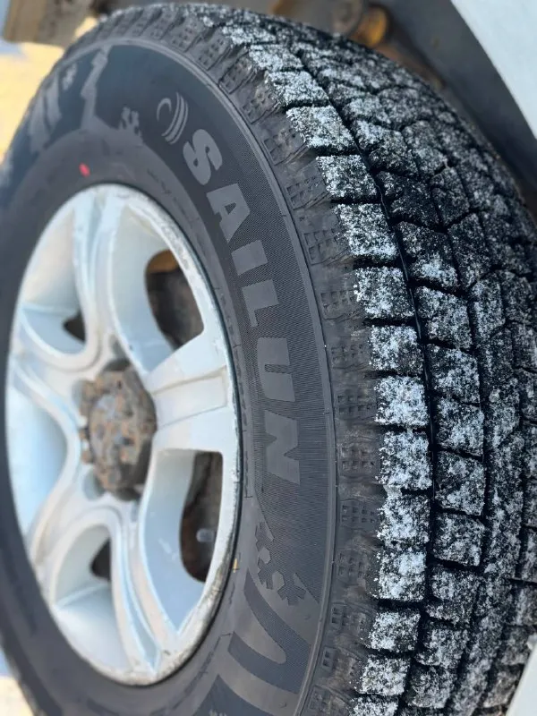 ‼️продам‼️ 🚘марка: уаз patriot ⚙️двигатель 2.7 📦кпп: механика ⛽️вид топлива: газ/бензин 📅год выпуска: 2006 💴цена: 550.000 рублей 🛞пробег:180.000 км 📝описание: состояния отличное! вопще без вложений, вся обслужена один хозяин по факту и в птс, машина грязи не видела только городской режим, всё работает без нареканий ! новая резина 🛞 документы в полном порядке ! газ вписан ! • эл стекло подъёмники всех дверей •усилитель руля •подогревы сидений • мультимедия usb aux bluetooth •противотуманные фары 📍•город мариуполь 📞 звоните: +7-949-730-93-61 - фотография - 8