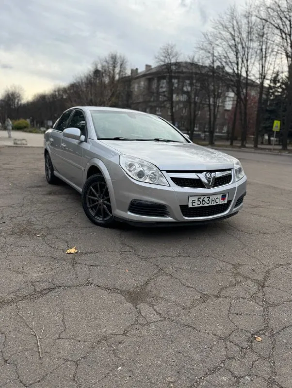 Опель 2006г. вектра с 2.2 бензин пробег 255 т. мкпп 6ступ. состояние отличное! весь срок эксплуатации в одних руках, цена 650т. на 180 регионе. +79494843925 - фотография - 2