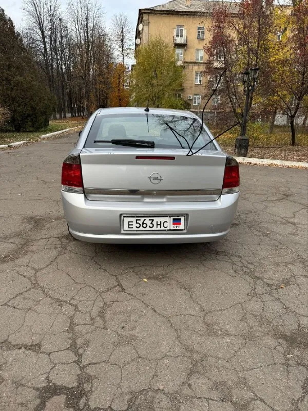 Опель 2006г. вектра с 2.2 бензин пробег 255 т. мкпп 6ступ. состояние отличное! весь срок эксплуатации в одних руках, цена 650т. на 180 регионе. +79494843925 - фотография - 5
