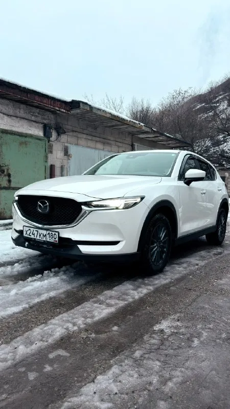 Продам mazda cx-5 touring 2019 была пригнана в 22 году из грузии и находится в одной семье. полный привод пробег 130 000 км. двигатель 2.5 атмосферный коробка автомат aisin 6 ст. бесключевой доступ удержание в полосах, слепые зоны адапнивный круиз контроль кожаный салон стоимость 2 300 000 торг +7 (949) 413-82-52 юлия 📞 звоните: +7(949)4138252 - фотография - 3