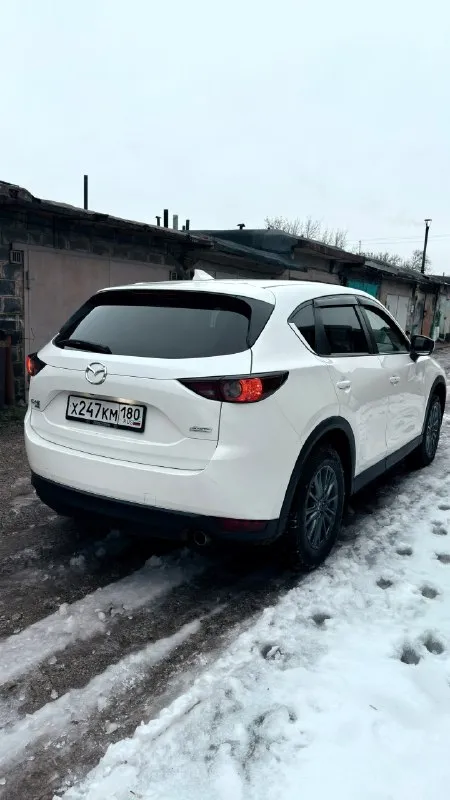 Продам mazda cx-5 touring 2019 была пригнана в 22 году из грузии и находится в одной семье. полный привод пробег 130 000 км. двигатель 2.5 атмосферный коробка автомат aisin 6 ст. бесключевой доступ удержание в полосах, слепые зоны адапнивный круиз контроль кожаный салон стоимость 2 300 000 торг +7 (949) 413-82-52 юлия 📞 звоните: +7(949)4138252 - фотография - 5