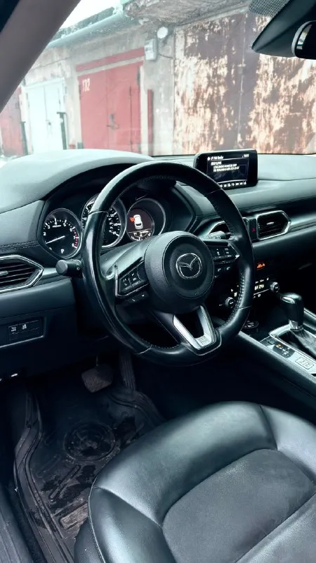 Продам mazda cx-5 touring 2019 была пригнана в 22 году из грузии и находится в одной семье. полный привод пробег 130 000 км. двигатель 2.5 атмосферный коробка автомат aisin 6 ст. бесключевой доступ удержание в полосах, слепые зоны адапнивный круиз контроль кожаный салон стоимость 2 300 000 торг +7 (949) 413-82-52 юлия 📞 звоните: +7(949)4138252 - фотография - 7