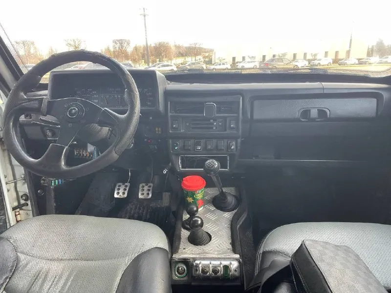 Нива 2003 год 1,7 мт 205,000 км пробег инжектор машина в идеальном состоянии как технически так и по кузову вид имеет. доехала 1,400 км из ессентуков на одном дыхании. стоит газ работают идеально хорошая зимняя резина короче кто хочет идеальную ниву тогда вам подойдет цена 300 000 руб машина в макеевки могу привезти куда нужно будет +7 (949) 638-01-13 - фотография - 10