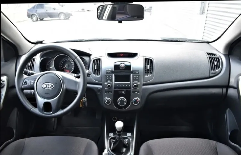 Продам kia cerato 1.6 мт,2010г. 200 000км подогрев сидений (2х-режимный) мульти руль автоматическое складывание боковых зеркал 4 стекло подъёмника автомобиль полностью обслужен и вложений не требует 800 000₽ +79493750984
📞 Звоните: +7(949)3750984 - фотография - 5