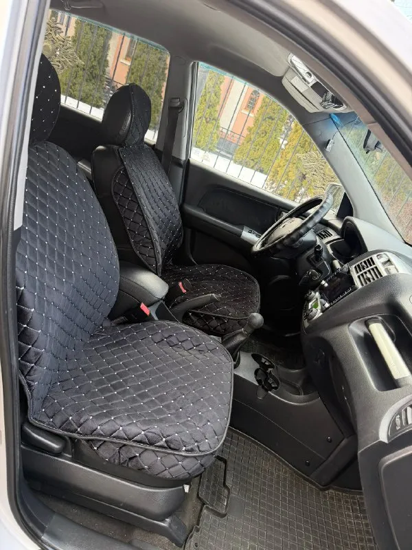 Продам kia sportage 2005 год
Двигатель 2.0 бензин 141 л. С, коробка механика 5 ступка, авто в отличном состоянии как по технике так и по кузову, новая зимняя резина на родном литье r16, магнитола андроид 2din, камера заднего вида, полный эл. Стекло пакет, рабочи климат контроль, подогрев сидений, по технике машина обслужена, пробег 232 тыс км, ходовая перебрана, стойки перед новые, колодки в круг новые, сцепление новое, стекла все родные включая лобовое !)
Цена 750 000 рублей + торг
Авто в макеевке: звоните +79495570537
Либо +79490443806
📞 🇷🇺 Звоните: +79495570537 - фотография - 10