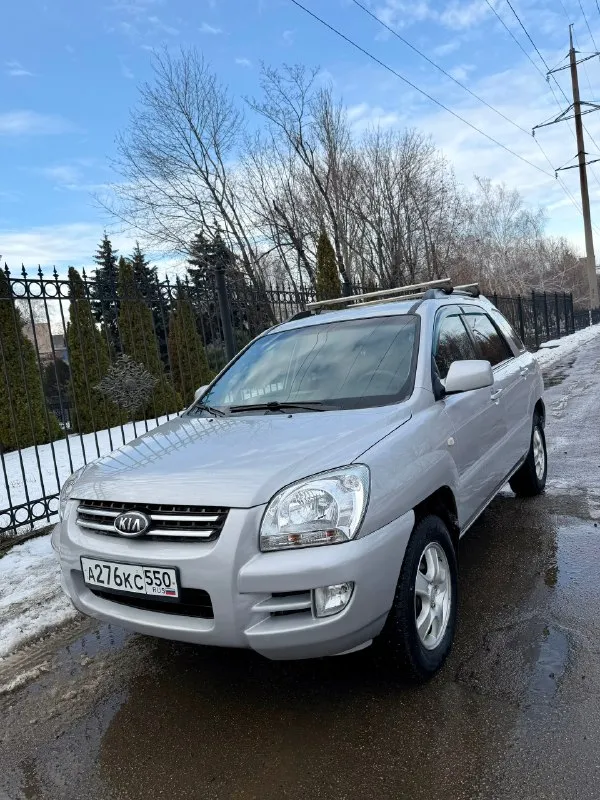 Продам kia sportage 2005 год
Двигатель 2.0 бензин 141 л. С, коробка механика 5 ступка, авто в отличном состоянии как по технике так и по кузову, новая зимняя резина на родном литье r16, магнитола андроид 2din, камера заднего вида, полный эл. Стекло пакет, рабочи климат контроль, подогрев сидений, по технике машина обслужена, пробег 232 тыс км, ходовая перебрана, стойки перед новые, колодки в круг новые, сцепление новое, стекла все родные включая лобовое !)
Цена 750 000 рублей + торг
Авто в макеевке: звоните +79495570537
Либо +79490443806
📞 🇷🇺 Звоните: +79495570537 - фотография - 2
