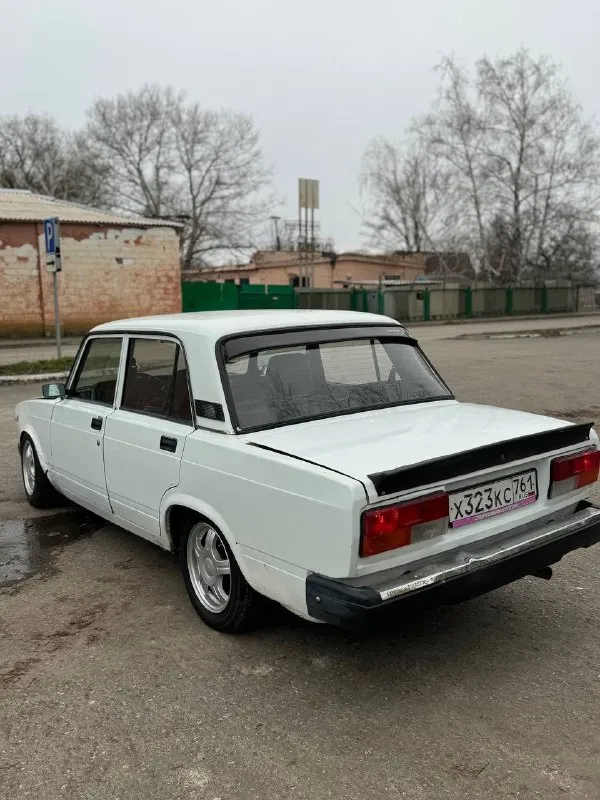 Продам ваз 2107 1997г. установлен 126 шеснарь по мотору низ приора, башка запил, максимальный лёгкий клапан и тарелка валы спорт маш 10,9 305 фаза разрезные шестерни дросселя левин сильвер топ выхлоп дк про 4.1 насос волга форсунки газель противоотливной поддон коробка 4ст, не хрустит, не выбивает, новый редуктор на заварке передняя подвеска вся новая рычаги дрифт дикие 2.0 st-auto шаровые, наконечники, сайлент блоки, стойки стабилизатора новые trs sport рулевая рейка иж ода, рулевая колонка ваз 2114 пружины перед-зад техно рессор -50 передние вентилируемые тормоза и суппорта от переднего приводного ваз вся машина в полной шумоизоляции кузов не гнилой, имеются косяки по внешней части. салон в отличном состоянии документы в полном порядке, снята с учета цена: 220 000 торг возможен обмен +79493009308 г. новоазовск 📞 🇷🇺 звоните: +79493009308 - фотография - 6