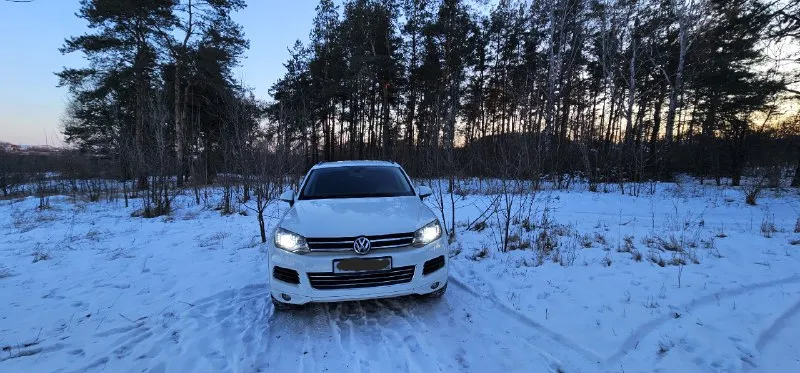 Продаётся volkswagen touareg 2012г. 3.0 tdi коробка aisin 8-ми ступенчатый автомат. 245л. с. пробег... - фотография
