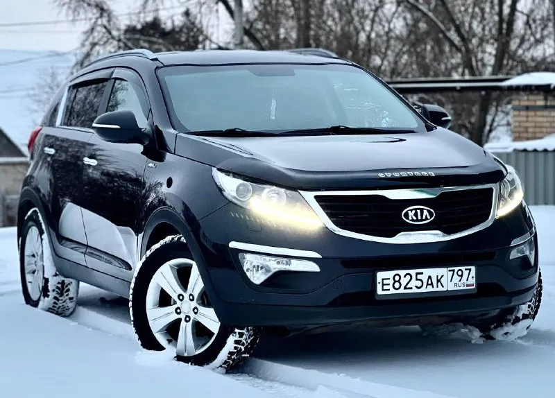 Продам kia sportage в родном окрасе
Год:2012
Цена:1.380.000₽
Привод полный
Пробег:163.000 км
Коробка автомат
Комплектация пред максимальная
Номер:+79495011956 или +79491003435 связь не всегда ловит на обоих номерах есть телеграмм и ватсап
Авто в хорошем технически и внешнем состоянии без каких либо вложений!коробка и мотор работают идеально! Все масла и фильтра поменяны! Ходовая вся обслужена!машина в пред максимальной комплектации:без ключевой доступ, кнопка старт стоп, климат контроль, кожаный салон, подогрев руля, подогрев всех 4х сидений, обогрев переднего и заднего стекла, парктроники, камера заднего вида, датчики света и дождя, ксенон, мульти руль, круиз контроль и многое другое! Новая 17 зимняя резина, авто действительно в идеальном состоянии!больше информации по телефону!
📞 🇷🇺 Звоните: +79495011956 - фотография - 2