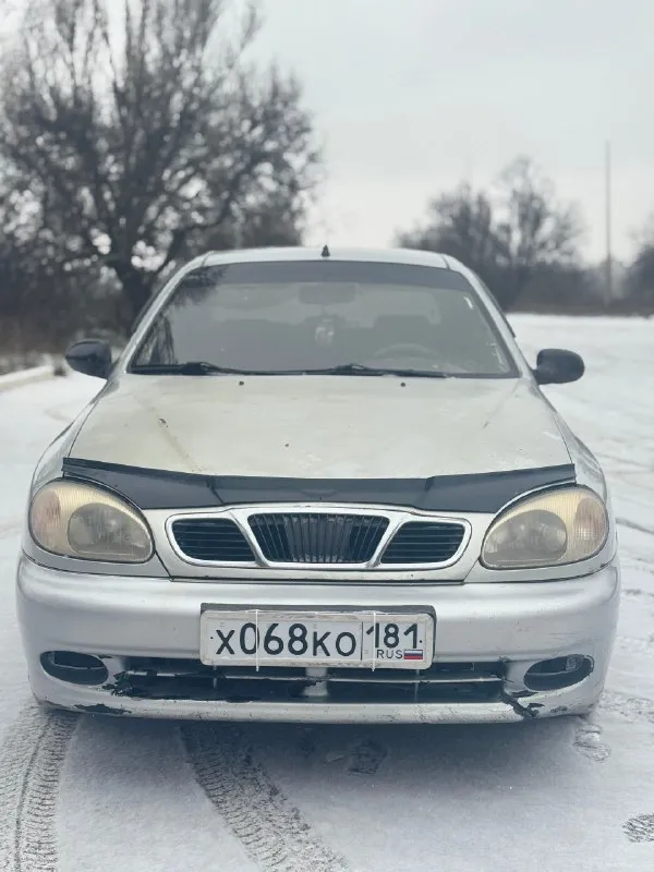 От собственника!!!
Продам дэо ланос 1.4 (2007 год)
Владею с 2012 года.
По технике все отлично, без каких-либо подводных камней, ходовая булочка, двигатель работает четко, не троит и не дымит.
20 Декабря 2025 года была поменяна прокладка гбц. Масло, фильтра и антифриз соответсвенно новые!
Дно и пороги целые, не гнилые.
По кузову есть моменты (на фото видно).
Просьба звонить заинтересованных, а не тратить мое и свое время впустую!
Осмотр: г. Антрацит
Цена: 135 000 ₽
М. Т. + 7 959 107 50 22
Телеграмм: + 7 908 193 81 87
📞 🇷🇺 Звоните: +7(908)1938187 - фотография - 2