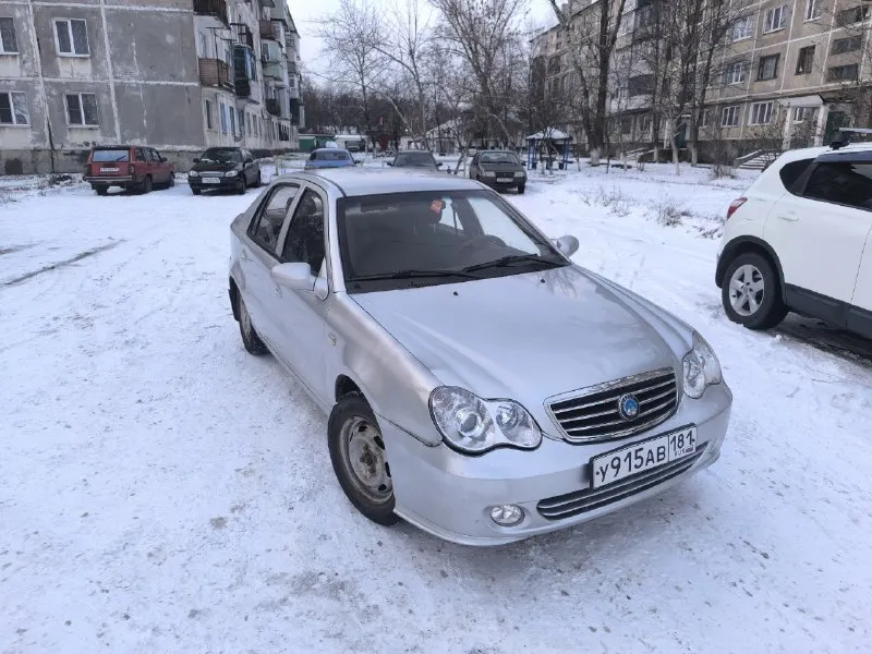 Продам geely ck 2 1.5(otaka) 2012 года! цена автомобиля 250.000₽ малый торг. родной пробег 67.000км! состояние автомобиля хорошее, бережное отношение. всю жизнь в одной семье, покупали новой в автосалоне. техническая часть, в идеальном состоянии, только своевременное обслуживание. по кузову, есть моменты по лакокрасочному, не критично. днище и т. д целое. стекла все родные. по комплекции, обогрев заднего стекла, электрорегулировка зеркал вместе с подогревом, простенькая музыка, рециркуляция салона, электрокоректор фар. салон чистый не прокурен, практически как новый!есть чехлы при желании можно поставить. в подарок комлект летней резины на дисках! документы в полном порядке, 1 владелец в птс. при желании могу доставить, за отдельную плату. находиться в ровеньках. все вас интересующие вопросы по телефону! дополнительные фото и видео по запросу. +79592184428mcs и +79525755366tele2 📞 🇷🇺 звоните: +7(952)5755366 - фотография - 2