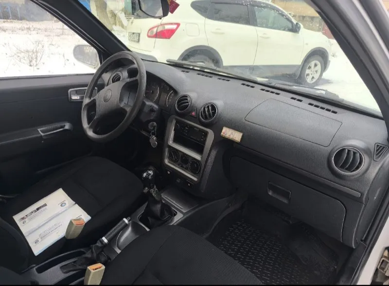 Продам geely ck 2 1.5(otaka) 2012 года! цена автомобиля 250.000₽ малый торг. родной пробег 67.000км! состояние автомобиля хорошее, бережное отношение. всю жизнь в одной семье, покупали новой в автосалоне. техническая часть, в идеальном состоянии, только своевременное обслуживание. по кузову, есть моменты по лакокрасочному, не критично. днище и т. д целое. стекла все родные. по комплекции, обогрев заднего стекла, электрорегулировка зеркал вместе с подогревом, простенькая музыка, рециркуляция салона, электрокоректор фар. салон чистый не прокурен, практически как новый!есть чехлы при желании можно поставить. в подарок комлект летней резины на дисках! документы в полном порядке, 1 владелец в птс. при желании могу доставить, за отдельную плату. находиться в ровеньках. все вас интересующие вопросы по телефону! дополнительные фото и видео по запросу. +79592184428mcs и +79525755366tele2 📞 🇷🇺 звоните: +7(952)5755366 - фотография - 5