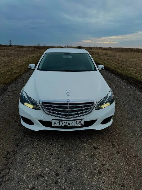 Продам mercedes-benz e-class. автомобиль в идеальном состоянии, весь в заводском окрасе. стёкла, вкл... - фотография