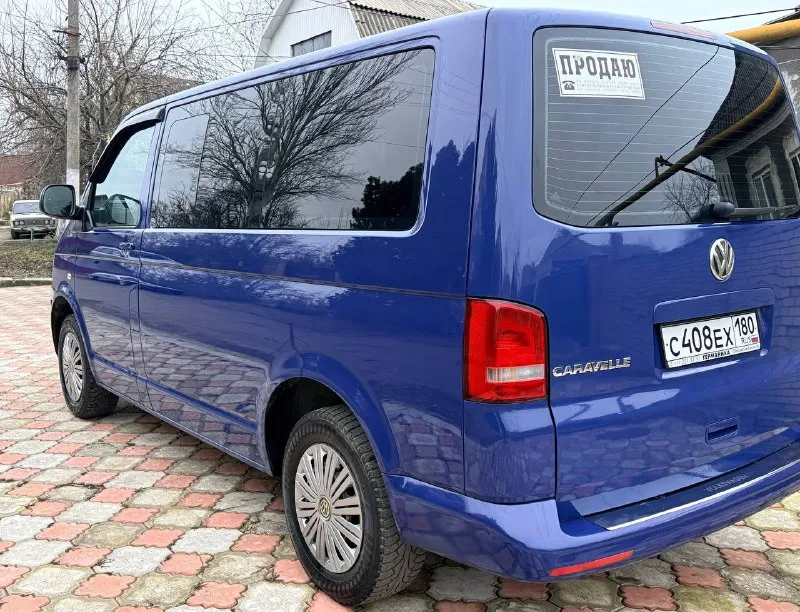 🚗 🚗 продам volkswagen caravelle 2014 года 2.0 tdi механика авто в идеальном состояние без каких либо дефектов и вложений обслужен от а до я грм масла фильтра колодки новый маховик в заборе с сцеплением фирмы luk зимняя резина nokian nordman 7 цешка вбасто до тяжки дверей две печки два кондиционера все для комфорта есть салон ухоженный без царапин и затертостей пробег оригинал 245 т любые проверки авто не пригон куплен новым у официального дилера сборка немецкая машина достойна за нее не стыдно я собвствиник владею больше двух лет в коммерции не учятвывала и в перевозках тоже сугубо симеоне авто выходного дня кому нужен реально достойный бусик звоните приезжайте смотрите феникс +79494528517 89613916172 ватцап телеграмм цена 2.200 торг реальному пок цена: 2200000 ₽ 📲 tg: павел 📞 🇷🇺 звоните: +79494528517 авторынок днр донецк - фотография - 10
