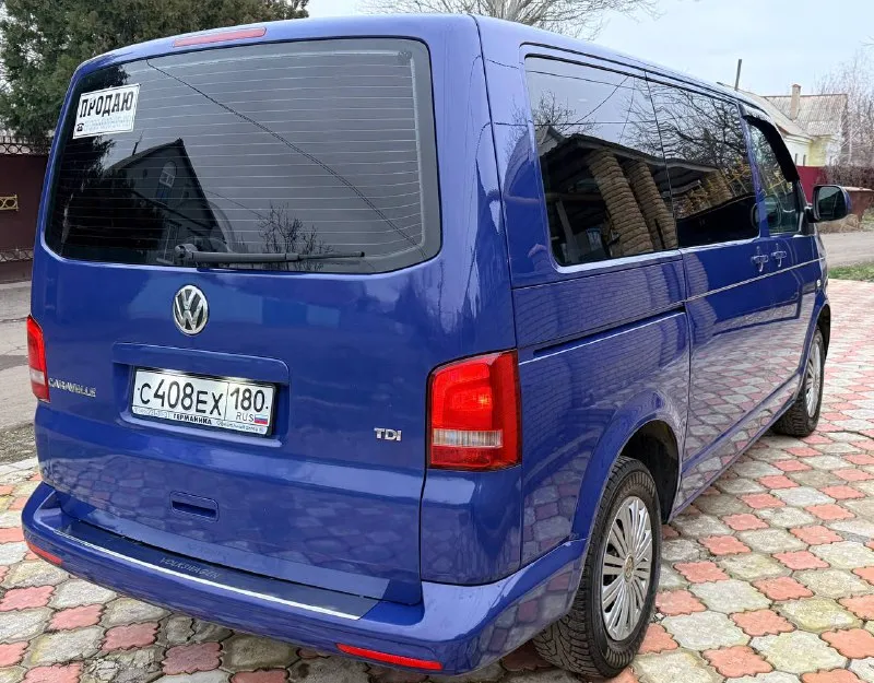 🚗 🚗 продам volkswagen caravelle 2014 года 2.0 tdi механика авто в идеальном состояние без каких либо дефектов и вложений обслужен от а до я грм масла фильтра колодки новый маховик в заборе с сцеплением фирмы luk зимняя резина nokian nordman 7 цешка вбасто до тяжки дверей две печки два кондиционера все для комфорта есть салон ухоженный без царапин и затертостей пробег оригинал 245 т любые проверки авто не пригон куплен новым у официального дилера сборка немецкая машина достойна за нее не стыдно я собвствиник владею больше двух лет в коммерции не учятвывала и в перевозках тоже сугубо симеоне авто выходного дня кому нужен реально достойный бусик звоните приезжайте смотрите феникс +79494528517 89613916172 ватцап телеграмм цена 2.200 торг реальному пок цена: 2200000 ₽ 📲 tg: павел 📞 🇷🇺 звоните: +79494528517 авторынок днр донецк - фотография - 3