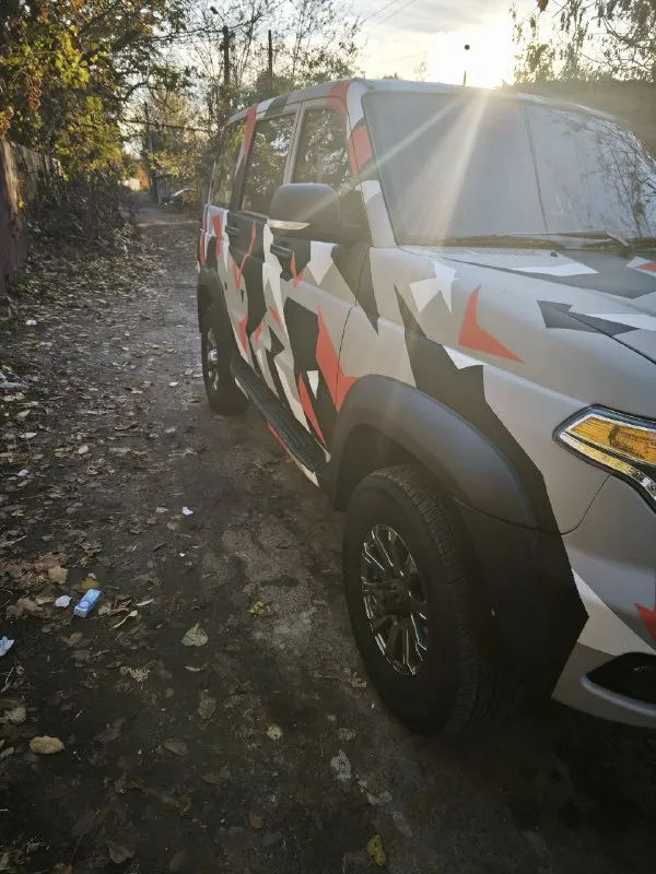 🚗 уаз патриот 2015год. двигатель без каких либо замечаний в хорошем техническом состоянии. трансмиссия полностью обслужена, замена диска сцепления с корзиной. мосты кпп раздатка обслужена. ходовая часть полностью новая до каждого болтика. кондиционер морозит, печка жарит. за машину не стыдно своевременное обслуживание. крайнее обслуживание 22.11.25г на сумму 173т. р чеки и наряд имеются. цена на пару дней. торга нет и не будет за машину не стыдно. цена: 650000 ₽ 📲 tg: байкал 📞 🇷🇺 звоните: +79494391244 авторынок днр донецк - фотография - 3