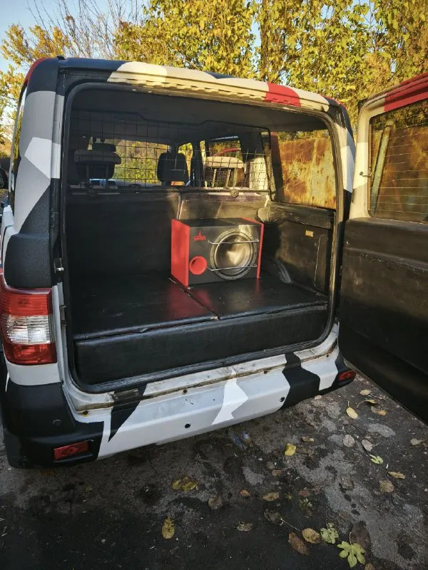 🚗 уаз патриот 2015год. двигатель без каких либо замечаний в хорошем техническом состоянии. трансмиссия полностью обслужена, замена диска сцепления с корзиной. мосты кпп раздатка обслужена. ходовая часть полностью новая до каждого болтика. кондиционер морозит, печка жарит. за машину не стыдно своевременное обслуживание. крайнее обслуживание 22.11.25г на сумму 173т. р чеки и наряд имеются. цена на пару дней. торга нет и не будет за машину не стыдно. цена: 650000 ₽ 📲 tg: байкал 📞 🇷🇺 звоните: +79494391244 авторынок днр донецк - фотография - 4