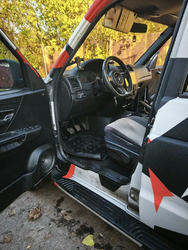 🚗 уаз патриот 2015год. двигатель без каких либо замечаний в хорошем техническом состоянии. трансмиссия полностью обслужена, замена диска сцепления с корзиной. мосты кпп раздатка обслужена. ходовая часть полностью новая до каждого болтика. кондиционер морозит, печка жарит. за машину не стыдно своевременное обслуживание. крайнее обслуживание 22.11.25г на сумму 173т. р чеки и наряд имеются. цена на пару дней. торга нет и не будет за машину не стыдно. цена: 650000 ₽ 📲 tg: байкал 📞 🇷🇺 звоните: +79494391244 авторынок днр донецк - фотография - 5