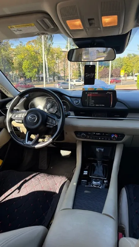 🚗mazda 6 2020г. 🚗 touring двигатель - 2,5 атмосфера (бензин) skyactiv- g2,5l dohc16-valve пробег 115т. родной машина личная, езжу на ней год, полностью обслужена. кожаный салон, люк, бесключевой доступ, кнопка старт/стоп, адаптивный круиз контроль, датчики слепых зон, камера заднего вида, мульти руль, двух зонный климат контроль, спорт режим (не разу не включала), удержание в полосе, подогрев сидений, атермальные стекла (машина сделана для южной америки), эл. ручник, карплей,19 колеса (родные) и много всяких плюшек… vin jm1gl1vm4m1603203 на машине не разу не было не одного нарушения(штрафа), документы полностью в порядке, на местном учете донецк цена 2550 000₽ по всем вопросам звоните +79495072025 +79495072024 разумный торг у капота 📞 🇷🇺 звоните: +79495072025 - фотография - 6